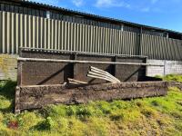 APPROX 32' FEED BARRIER/BIN