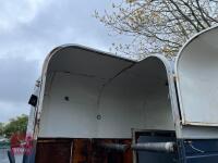 T & A TRAILERS HORSE BOX - 5