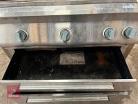 STAINLESS STEEL BBQ - 2