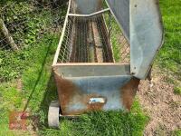 IAE 8' MOBILE SHEEP HAY RACK - 2