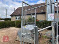 2 X GALVANISED DOG KENNEL PANELS/GATES - 4