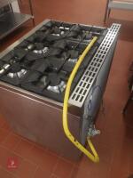 COMMERCIAL MAINS GAS COOKER - 3