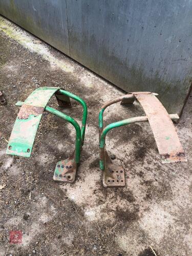 JOHN DEERE FENDER FRAMES