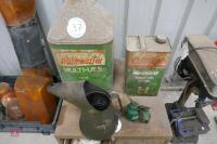 CASTROL OIL CANS, JUGS ETC (37)