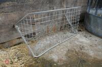 4'10'' GALVANISED WALL MOUNTED HAY RACK - 4