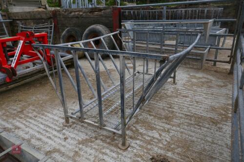 GALVANISED CRADLE BALE FEEDER