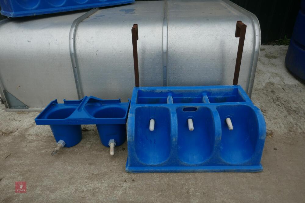 WYDALE 2+3 TEAT CALF FEEDERS