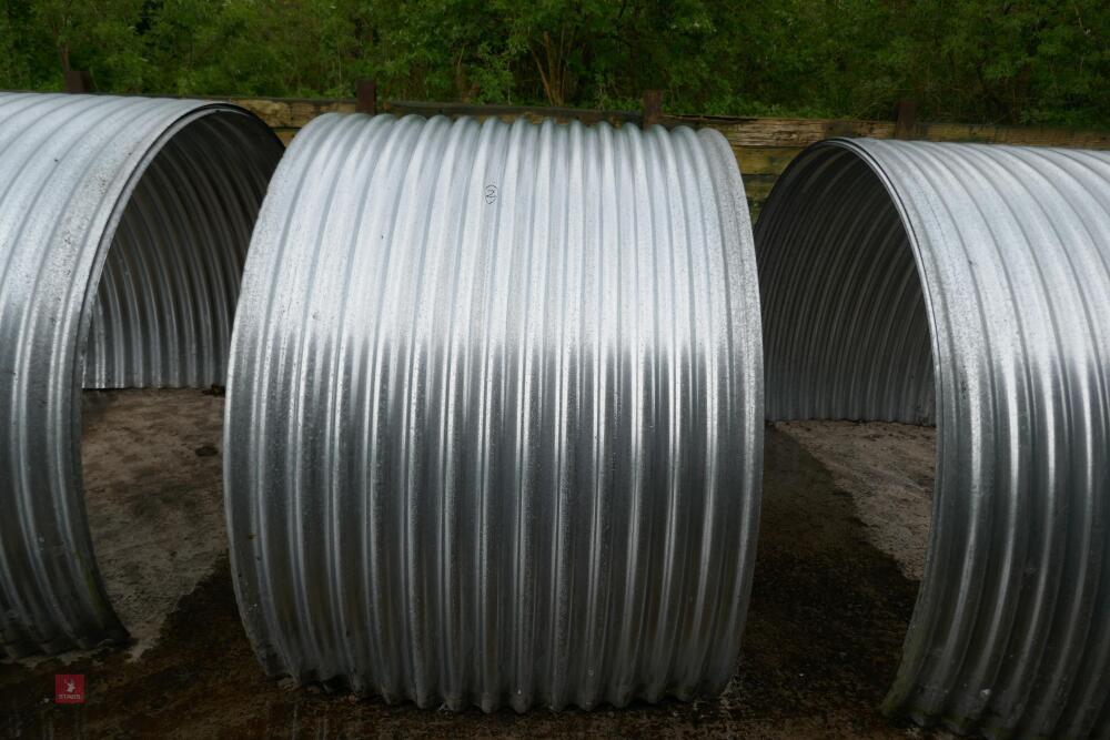 6 GALVANISED PIG ARC SHEETS