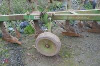 DOWDESWELL DP8B 5' REV PLOUGH - 5