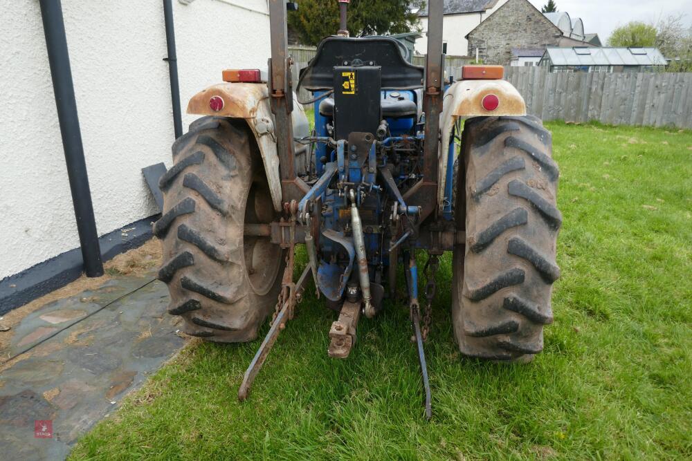 FORD 1910 4WD TRACTOR