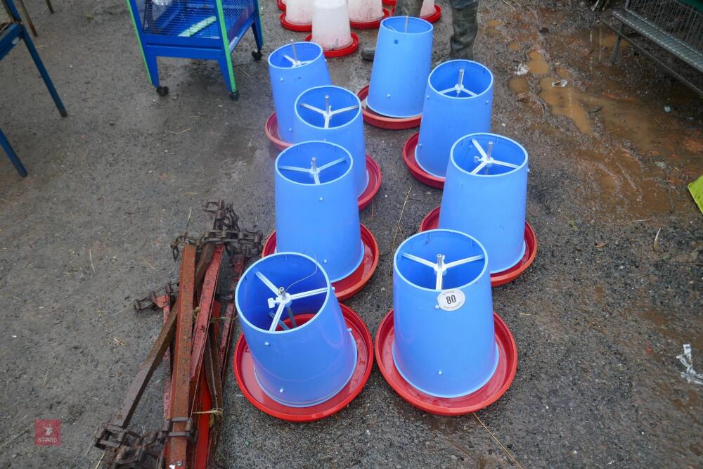 8 BLUE MINOLA FEEDERS (80)