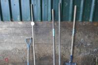 SCRAPER, FORK, SHOVELS, BRUSH(87) - 3