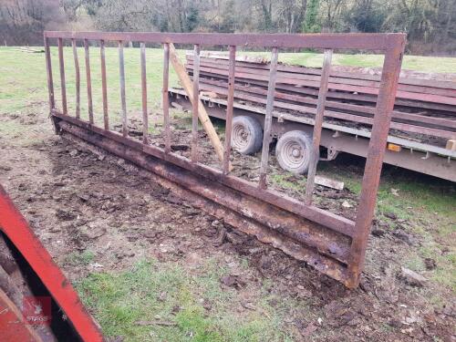 CATTLE FEED BARRIER 14'7'' VERY HEAVY(8)