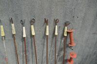 12 PIGTAIL METAL ELECTRIC FENCE STAKES - 2