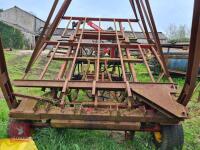 FARMHAND TRAILED BALE CARRIER - 5