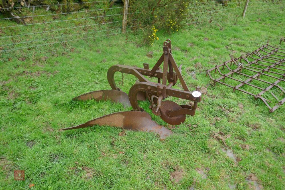 MF 2 FURROW CONVENTIONAL PLOUGH (93)