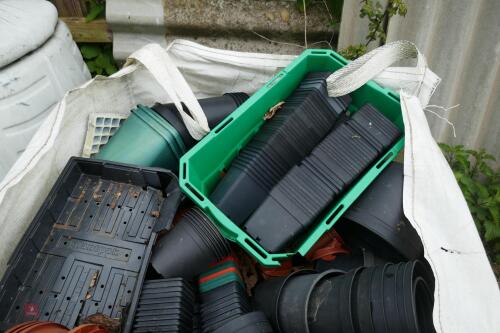 DUMPY BAG OF PLASTIC PLANT POTS