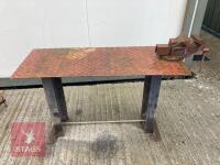 SMALL STEEL BENCH & VICE