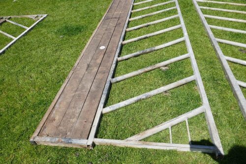 11'9" GALVANISED CATTLE FEED BARRIER