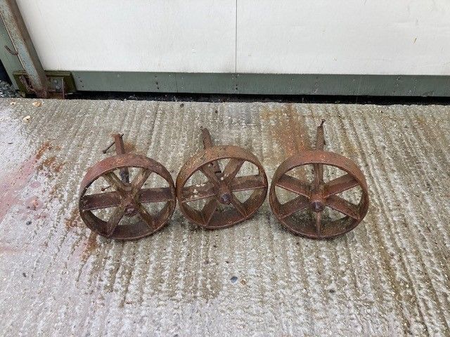 3 IRON WHEELS