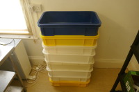 8 MIXED STORAGE TRAYS - 2