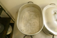 2 X SWAN COOKING POTS - 4