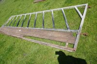 14'7" GALVANISED CATTLE FEED BARRIER - 2