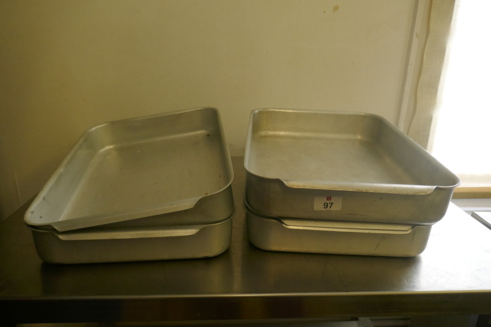 5 X BAKING TRAYS