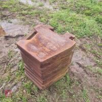 10 MASSEY FERGUSON FRONT WEIGHTS - 4