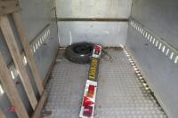 10' TWIN AXLE LIVESTOCK TRAILER - 18