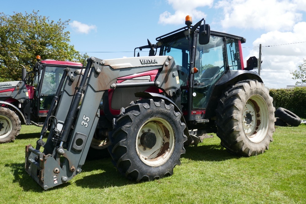 2007 VALTRA A95 4WD TRACTOR C/W LOADER