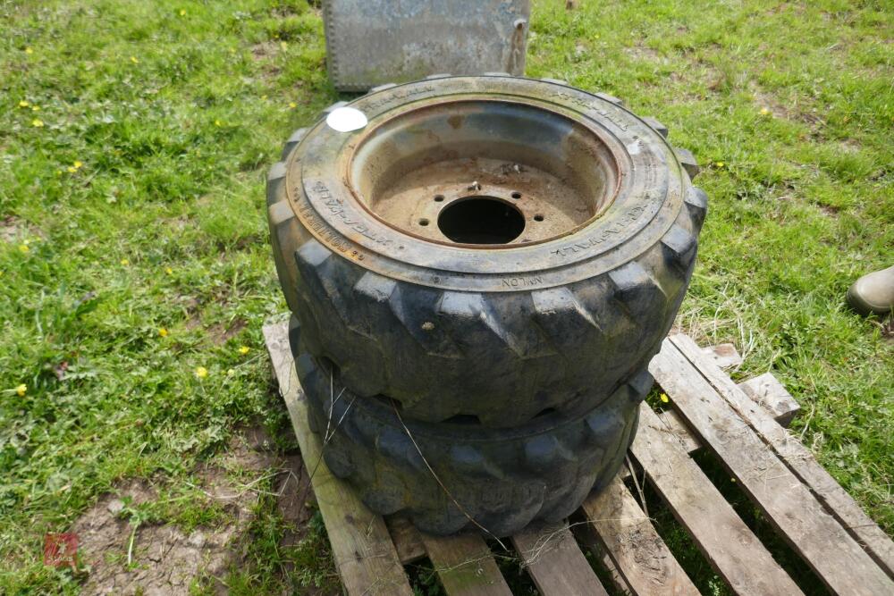 2 SKIDSTEER WHEELS + TYRES