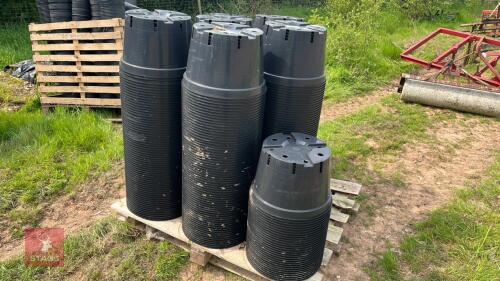 CRATE OF ASSORTED BLACK PLANT POTS