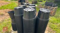 CRATE OF ASSORTED BLACK PLANT POTS - 6