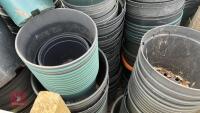 CRATE OF ASSORTED BLACK PLANT POTS - 3