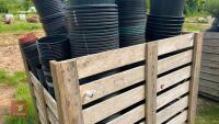 CRATE OF ASSORTED BLACK PLANT POTS - 7