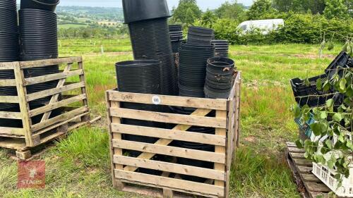 CRATE OF ASSORTED BLACK PLANT POTS