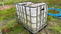 2 DAMAGED IBC TANKS - 5