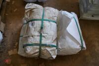 3 BALES OF 100 15L PLASTIC TREE BAGS