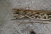 APPROX 73 ANTI SLIP DECKING STRIPS - 4