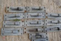 14 GATE HANGING WALL BRACKETS - 3