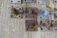 16 GATE HANGING SQUARE WALL BRACKETS - 2