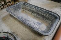 PLASTIC MORTAR MIXING TUB - 2