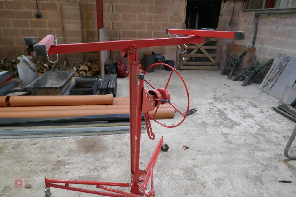 MOBILE PLASTER BOARD LIFTER