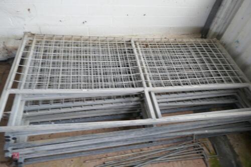 10 GALVANISED 6' SHEEP LAMBING HURDLES