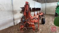 2006 KUHN VARI-MASTER 121 5F REV VARIWIDTH AUTO RESET PLOUGH - 3