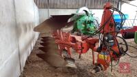 2006 KUHN VARI-MASTER 121 5F REV VARIWIDTH AUTO RESET PLOUGH - 4