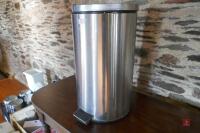 STAINLESS STEEL BIN