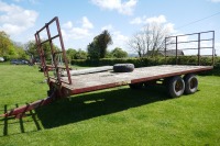 1996 MARSHALL 21' 8T BALE TRAILER - 8