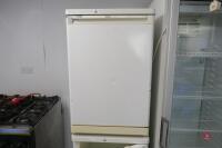 BOSCH UNDER COUNTER FRIDGE - 2